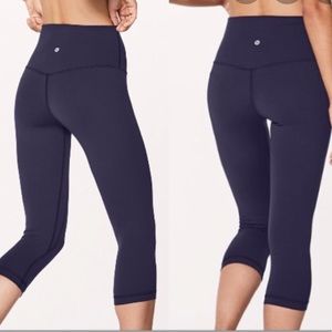 lululemon align crop - midnight